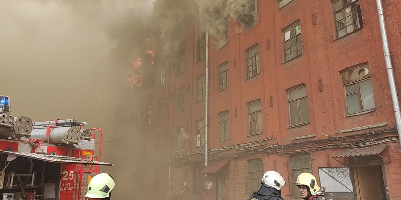 Пожар в Петербурге