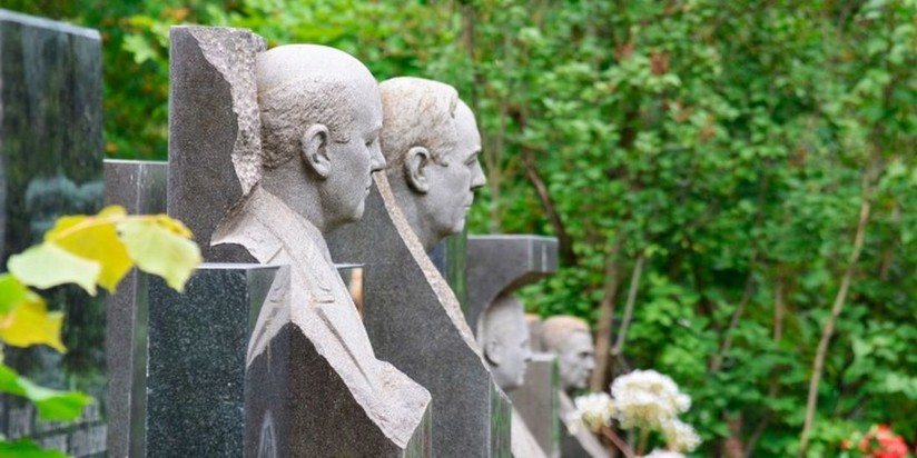 Надгробия на Кунцевском кладбище