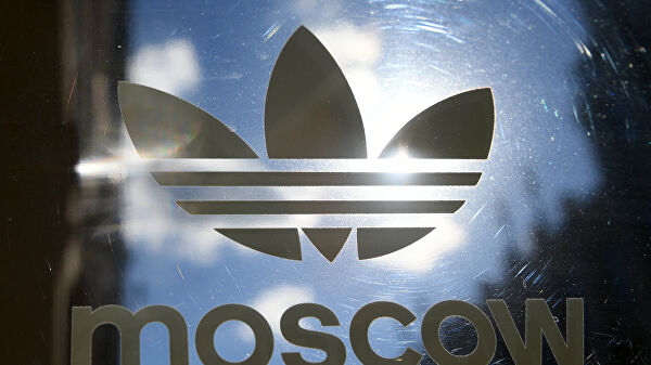 Логотип немецкой компании спортивной одежды и обуви Adidas