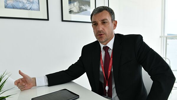 Губернатор Амурской области Василий Орлов во время интервью на V Восточном экономическом форуме во Владивостоке
