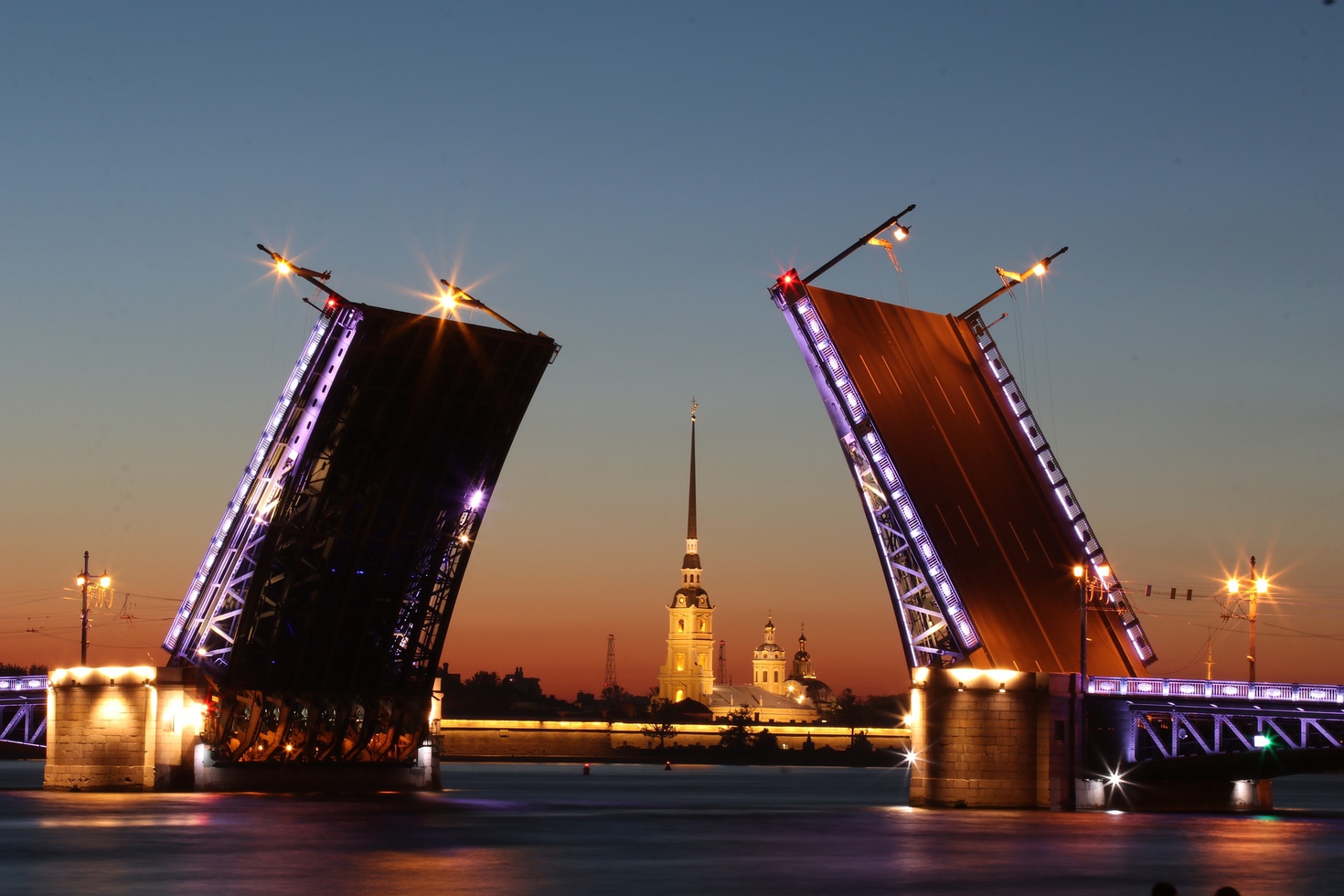 В Петербурге одобрили проект строительства еще одного разводного моста через Неву