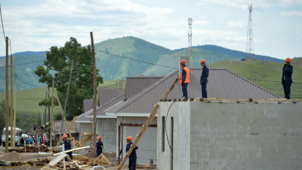 Строительство домов для пострадавших от пожаров жителей села Усть-Бюр в Хакасии