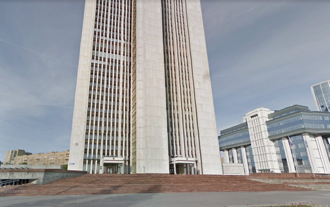 Здания правительства Свердловской области продадут под офисы и жилье