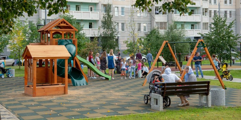 Благоустройство, двор