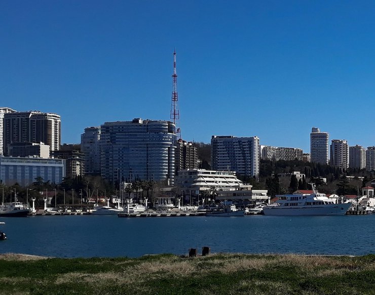 В Сочи потратят 600 млн рублей на строительство торгового кластера