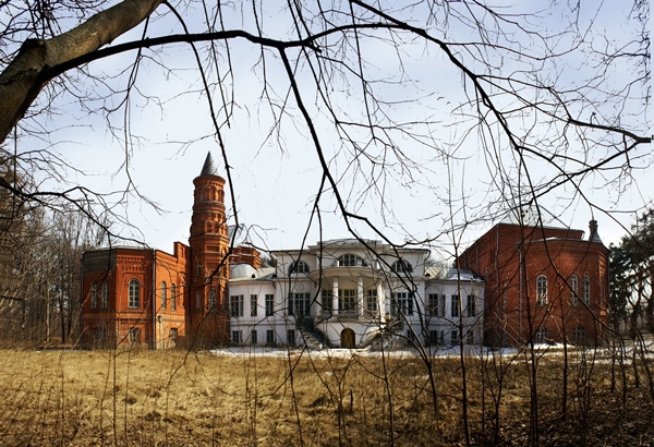 В историческом парке «Покровское-Стрешнево» восстановят аллеи и регулярный сад