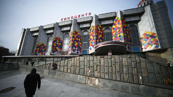 Здание киноцентра Соловей на Красной Пресне в Москве Здание киноцентра Соловей на Красной Пресне в Москве