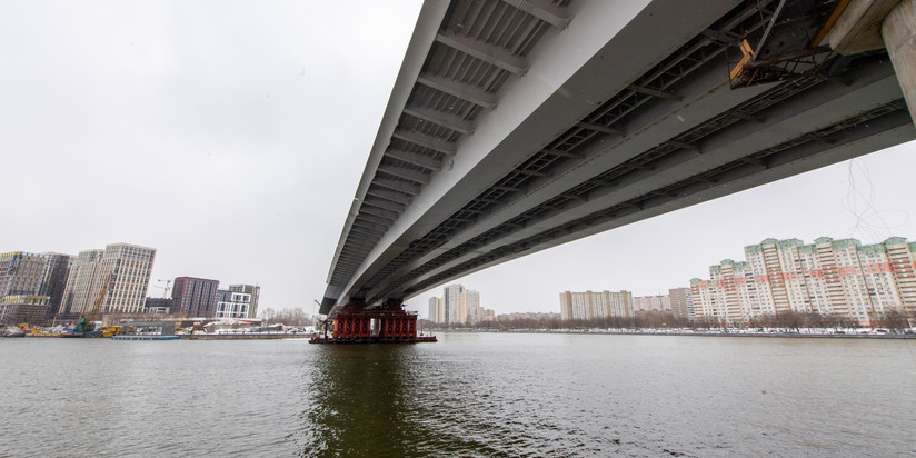 Строительство моста через затон Новинки
